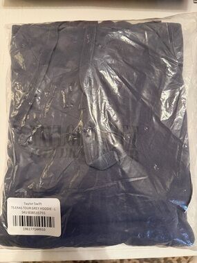 Taylor Swift New in Package ERA TOUR Grey Pullover Hoodie Large